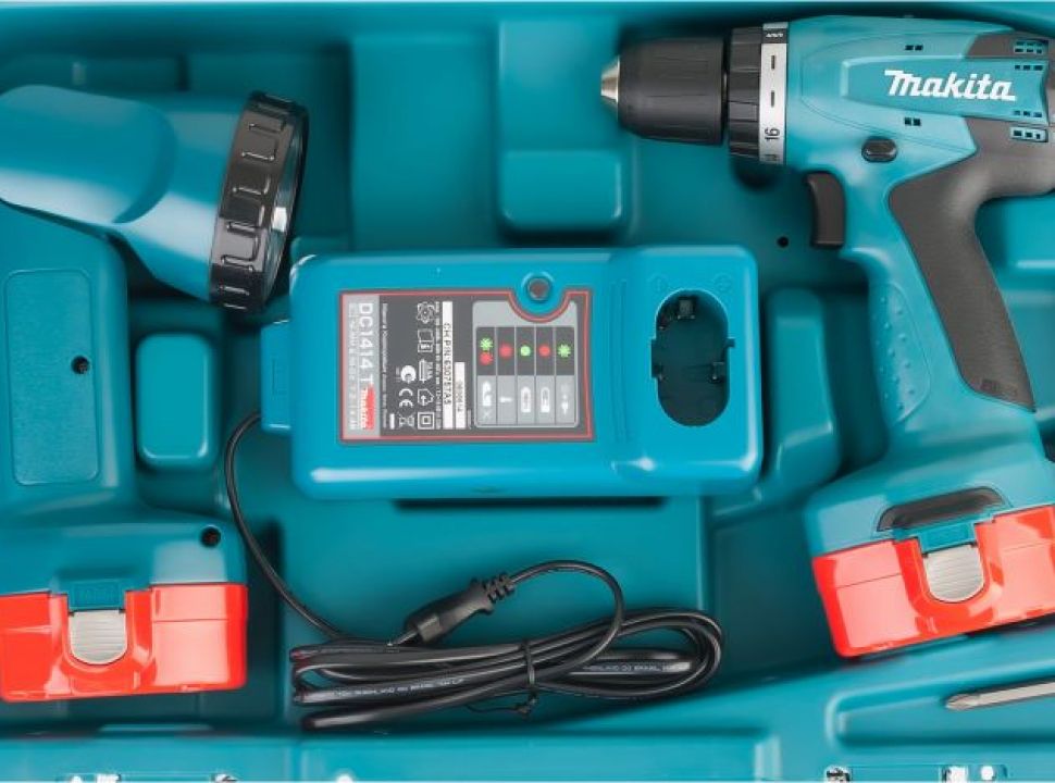 TALADRO A BATERIA MAKITA 6271D 12V