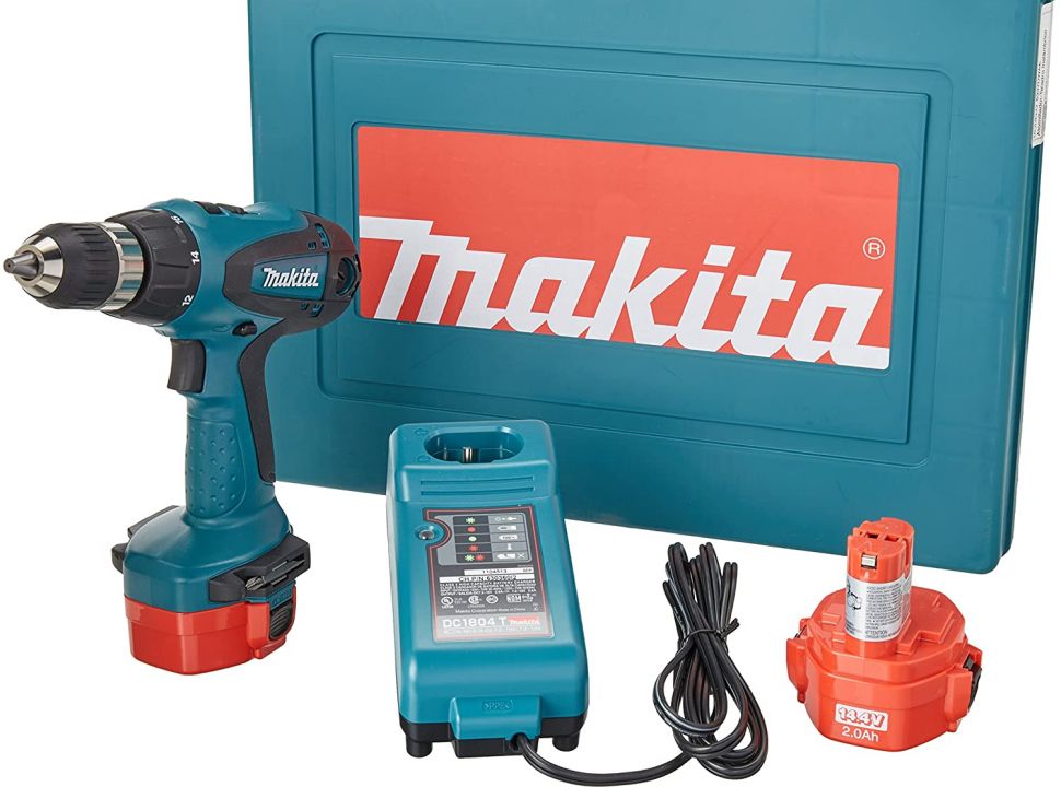 Rotomartillo Atornillador Makita 1/2 18v + Batería 3.0 Ah.